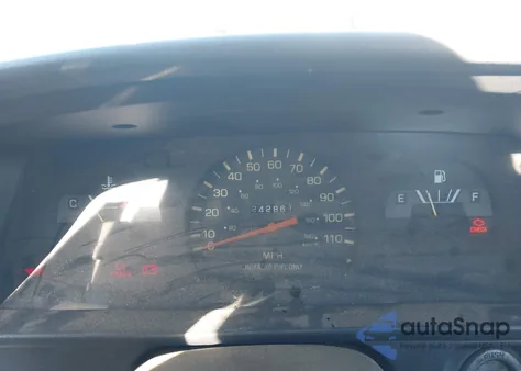 1992 Toyota Pickup 1/2 Ton Sht Wheelbase Dlx z USA, uszkodzony, nr VIN JT4RN01P3N7058218